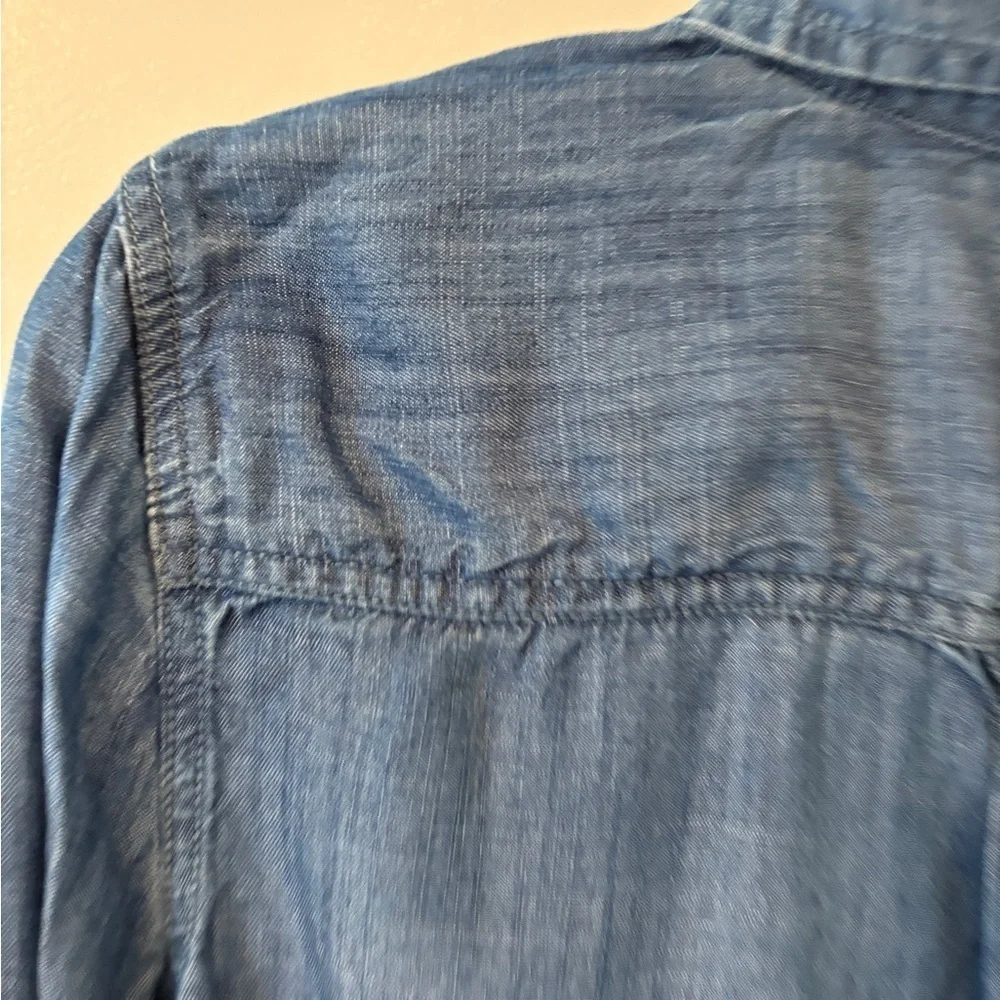 Talbots Denim Nautical Cottagecore Top With Button Detail On The Side Size M - Picture 8 of 11